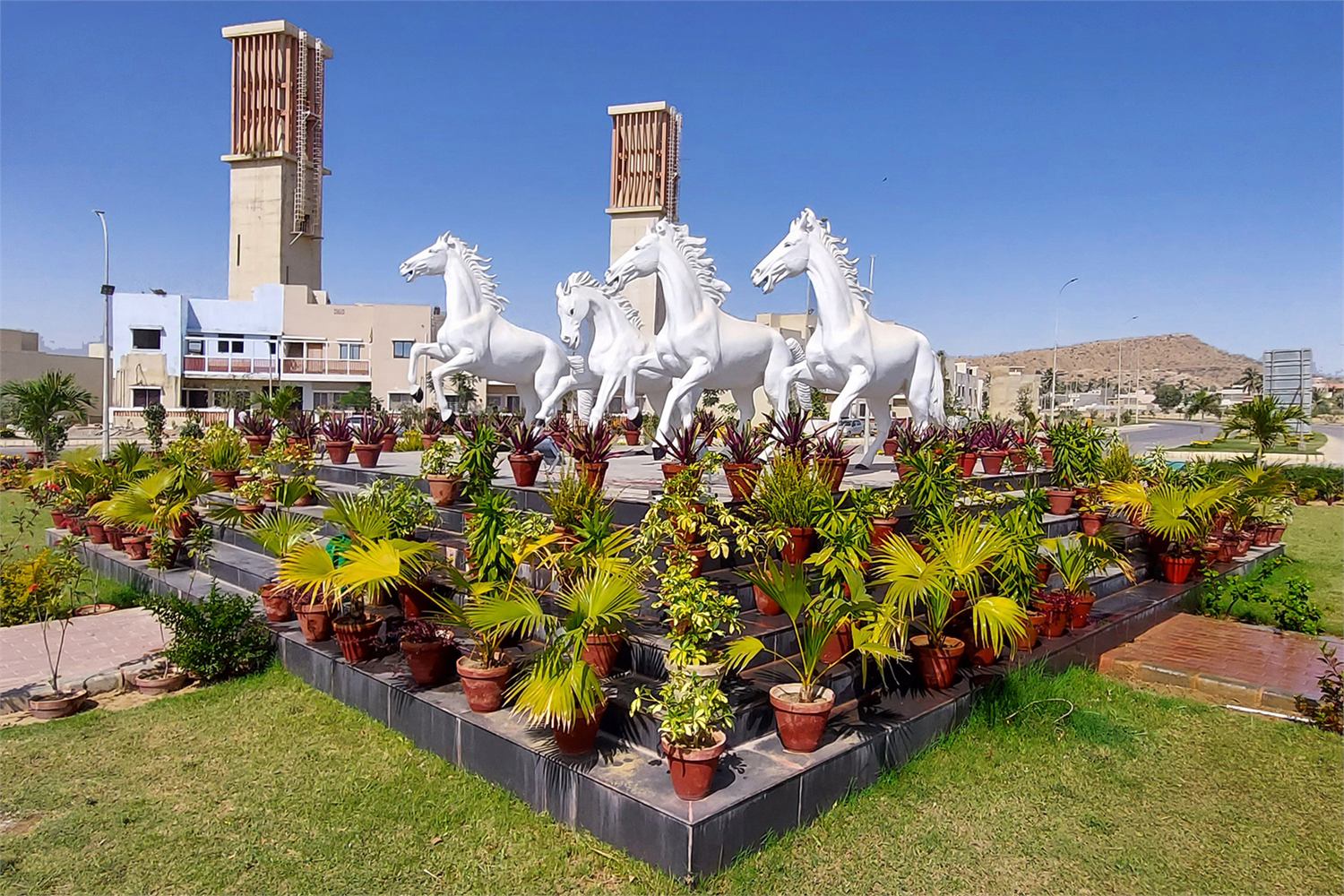 Property Investment for a Salaried Person in Pakistan