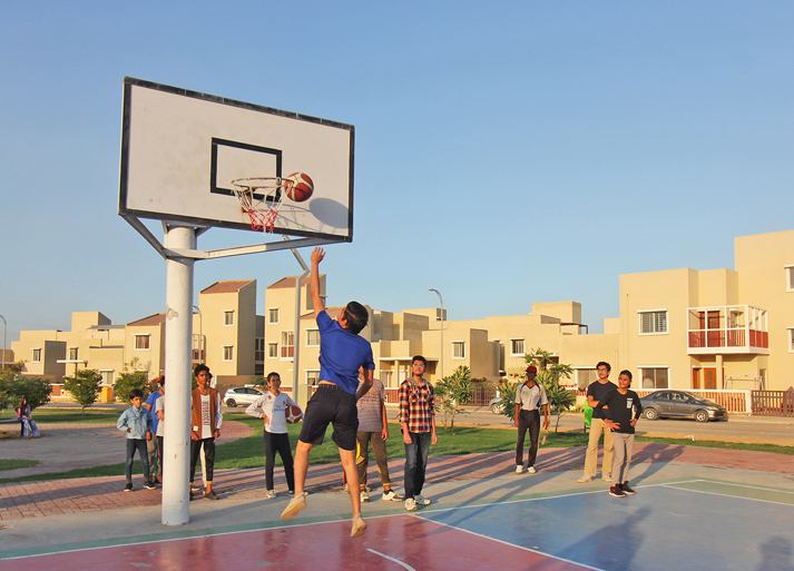 Living in Naya Nazimabad: Lifestyle, Schools & Amenities